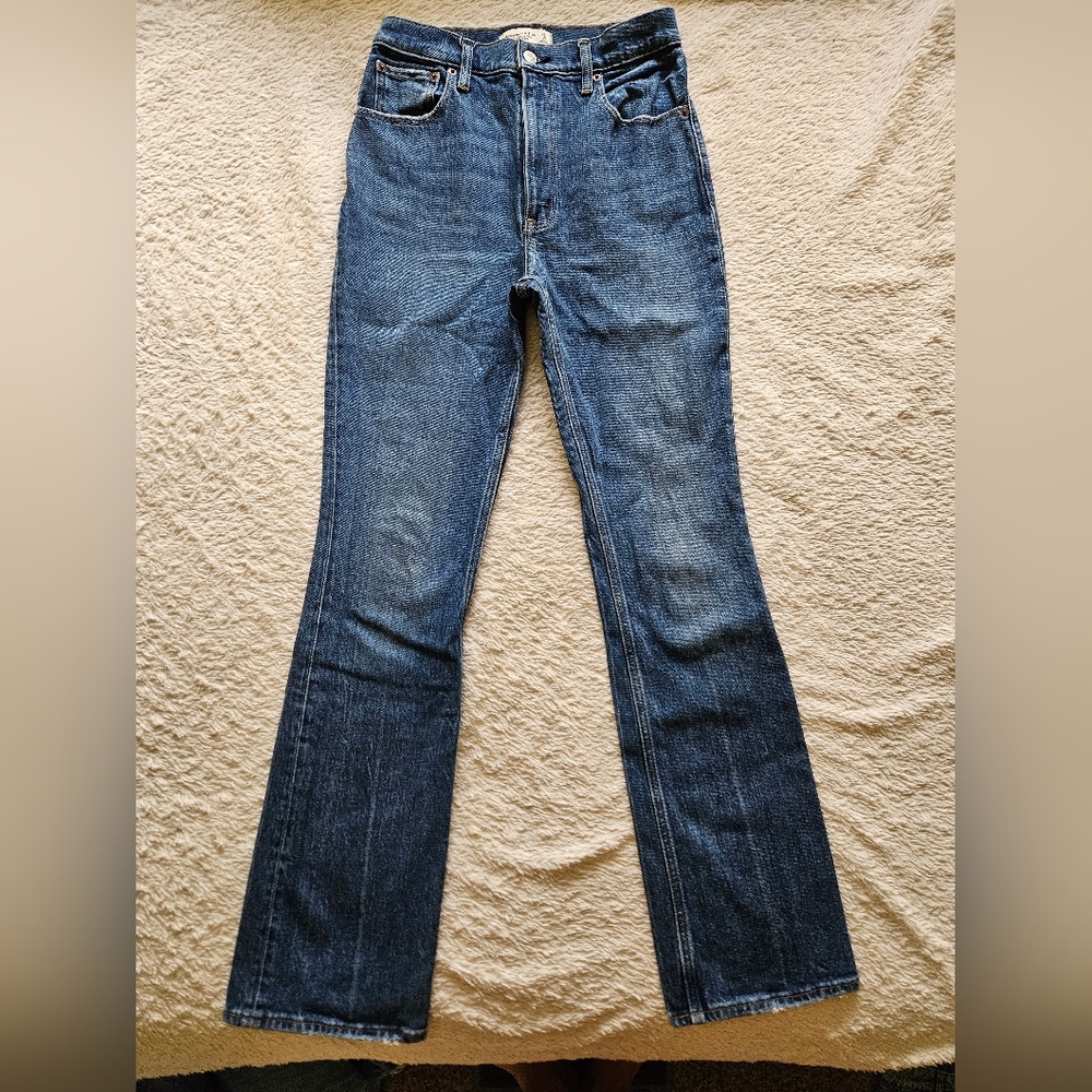 Abercrombie & Fitch Ultra High Rise Vintage Flare Jeans